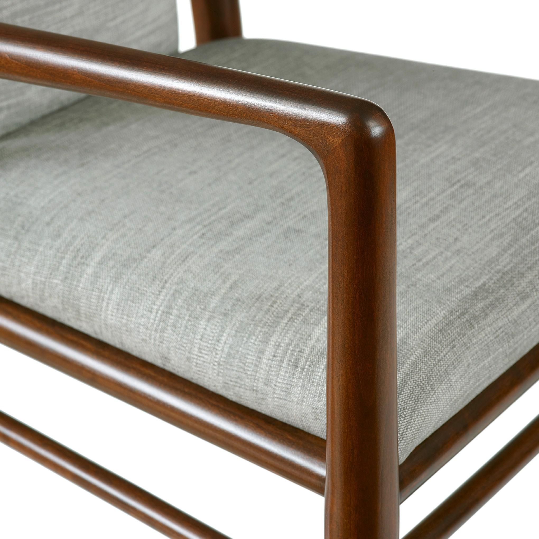 Fauteuil rembourré à accoudoirs