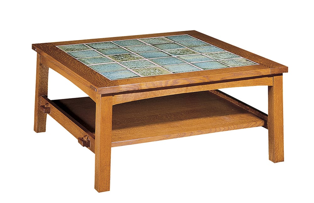 Table basse à plateau en carrelage